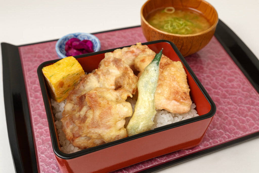 鶏天重